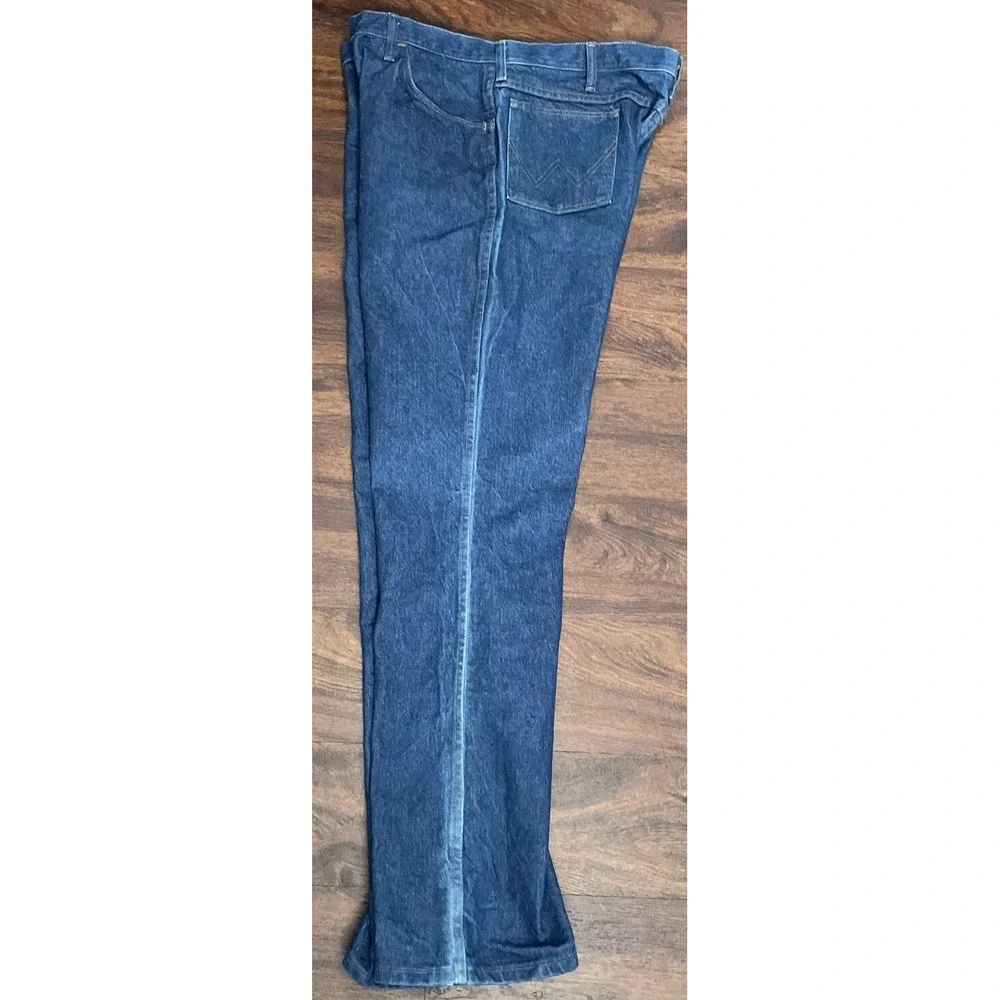 VTG Wrangler 945NAY Dark Wash Original Blue Straight Leg Jeans 40x34 Made In USA